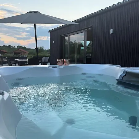 Asel - 350m From The Sea By Interhome *